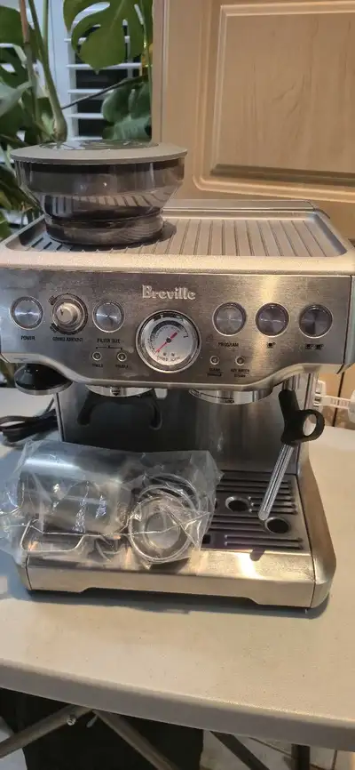 Breville Barista Express, View more