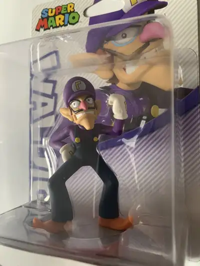 Waluigi Amiibo Mario Series SUPER RARE!, View more