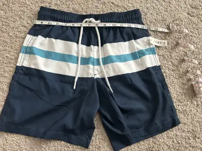 Amazon Essentials Men xs/ Youth L Swim pant (NEW), View more