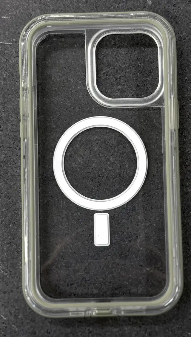 iPhone 13 Pro Max case in Cell Phone Accessories in City of Toronto - Image 2