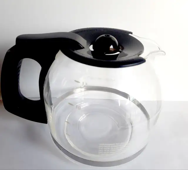 Mr Coffee Replacement Carafe 12 Cup in Coffee Makers in Burnaby/New Westminster - Image 2