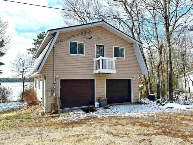 Waterfront Home on Finn's Bay $879,900 in Houses for Sale in Sault Ste. Marie - Image 4