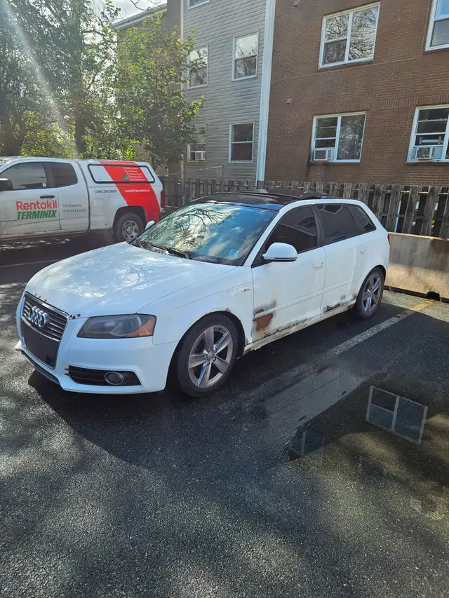 2010 Audi a3571064679871948805