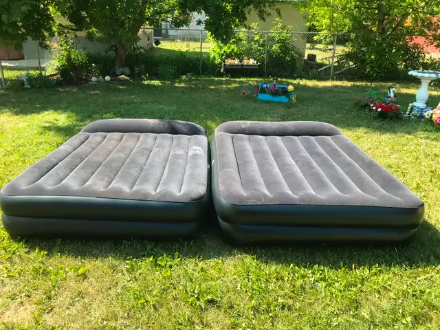 6 Man Tent comes with 2 Queen Air Mattreses63006661587971121