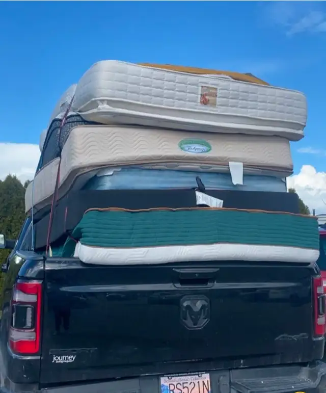 AFFORDABLE JUNK REMOVAL - Same Day Service! ♻️561088005187184643