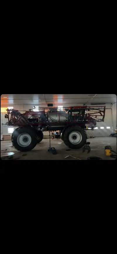 1200 gal tank 100ft booms AIM command Trimble 750 GPS and autosteer Norac Auto height control for bo...