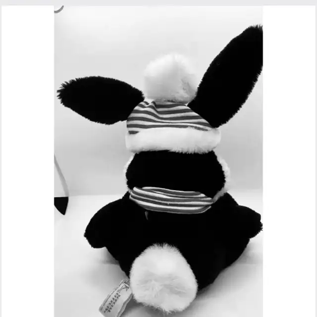 Vintage 89's Vail Ski Bunny Plush Black & White in Toys & Games in Ottawa - Image 3