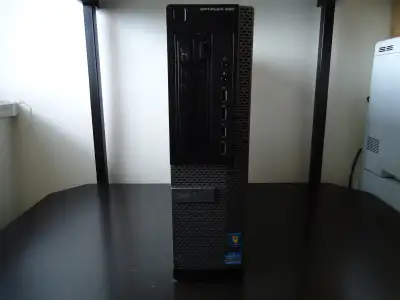 *Brand: Dell *Model: OptiPlex 990 *Processor: Intel i5-2400 @ 3.10 GHz *RAM: 32 GB *SSD: 256 GB *OS:...