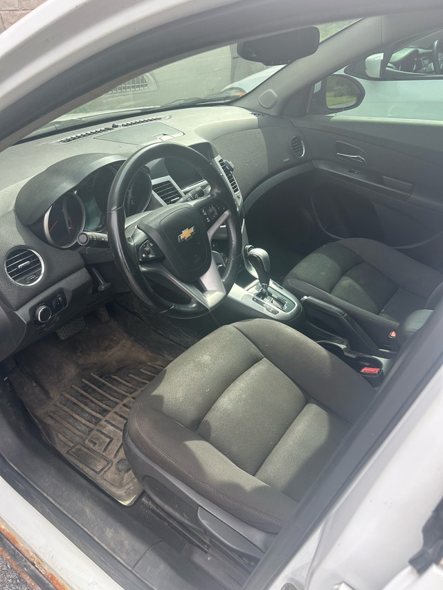 2013 Chevy Cruze in Cars & Trucks in Kingston - Image 4