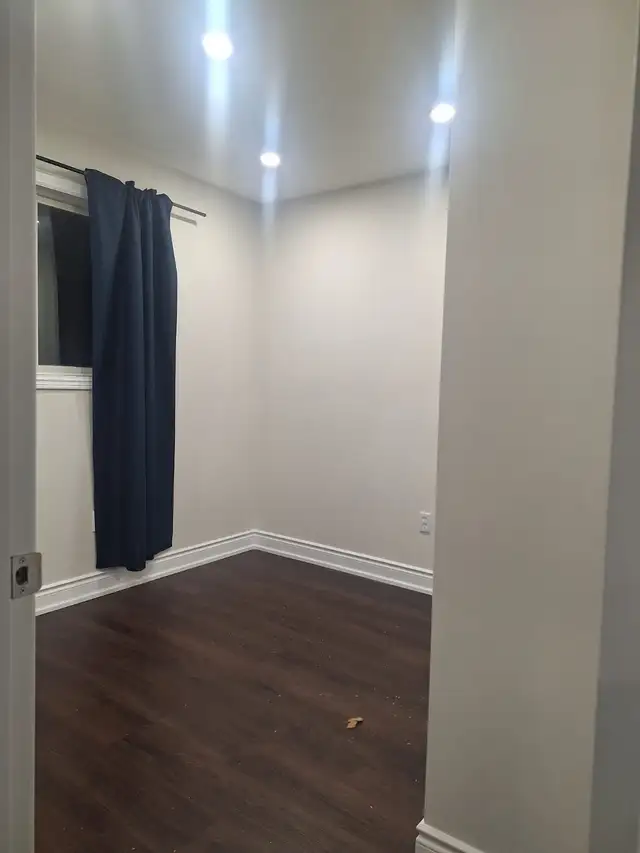 room for rent  in Room Rentals & Roommates in Kawartha Lakes - Image 7