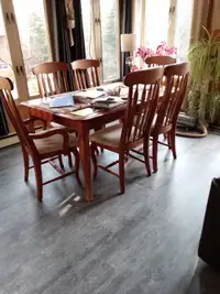 Set de salle à manger en bois