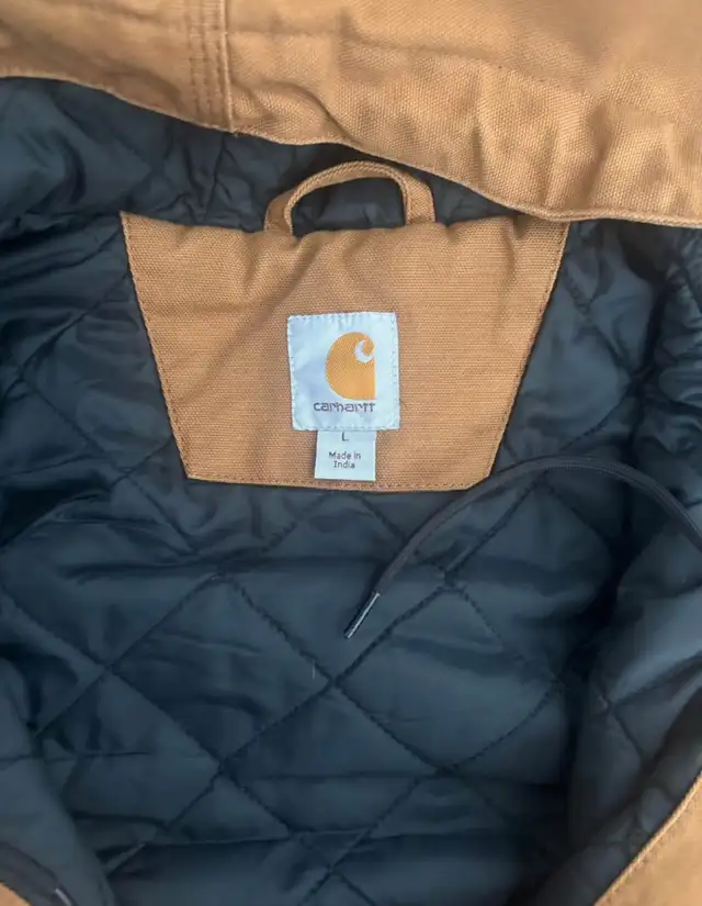 Carhart Jacket in Men's in Mississauga / Peel Region - Image 3