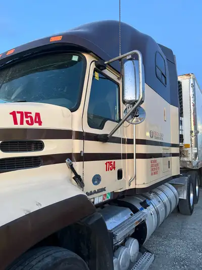 Need AZ Driver which can do USA short Runs with some local Work. Must have USA experience. Please Re...