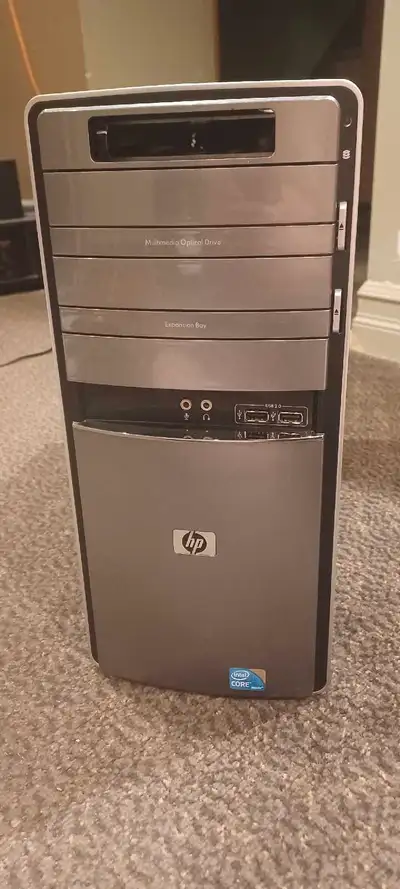 In excellent condition power's on Model p6642f No hard drive 6 gb DDR 3 ram Intel core i5 HD Graphic...