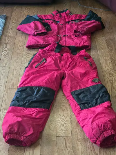 Youth's Unisex Snow Suit, View more