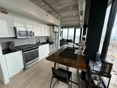 This beautiful and luxurious suite is 822 sq ft featuring 2 bedrooms and 2 full bathrooms on the 14t...