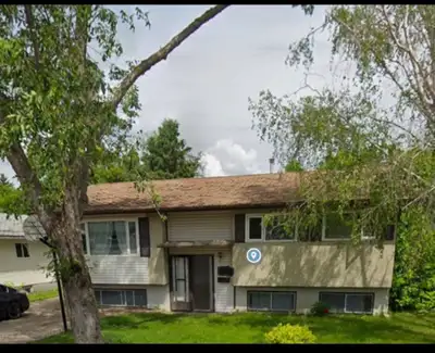 3 Private Rooms for Rent – Fully Furnished Three private rooms are available in a clean, comfortable...