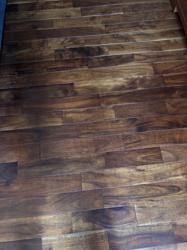 Engineered hardwood floor with wood as finishing.   in Other in Markham / York Region - Image 2