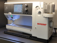 BERNINA B820 Sewing Machine