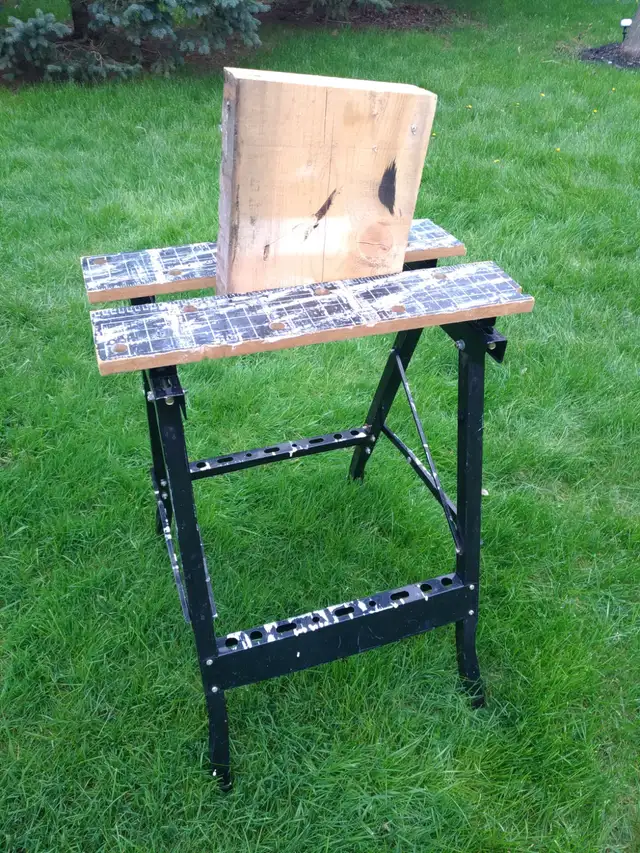 Jobmate/ workmate style workbench and wood vise in Tool Storage & Benches in Brantford - Image 3