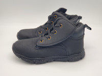 Boys boots black size 10 brand new/bottines garçons grandeur 10