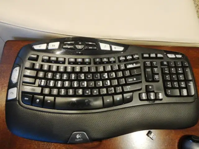 Logitech Wireless #K350 Keyboard & M510 Wireless Mouse in Mice, Keyboards & Webcams in Kitchener / Waterloo - Image 6