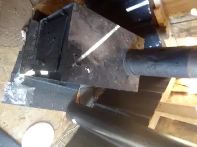 Bought it for trailer it's too big sell everything tín whatever.