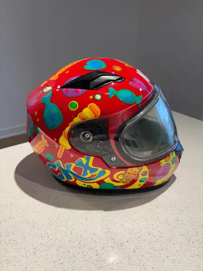 Casque de Moto pour Enfants CKX Gr Médium ( 49-50 ) Comme Neuf car utiliser Seulement 2x