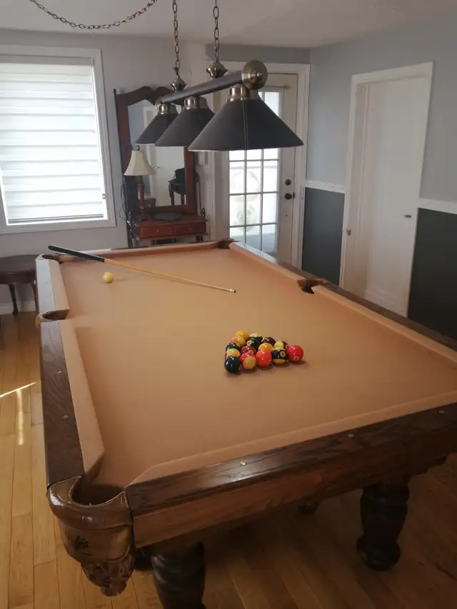 Dufferin Pool Table 8' in Toys & Games in Ottawa - Image 3