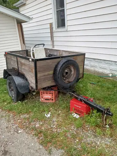Utility Trailer (REDUCED)