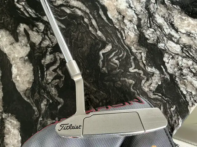 Titleist Scotty Cameron Putter Left Handed in Golf in Sudbury - Image 3