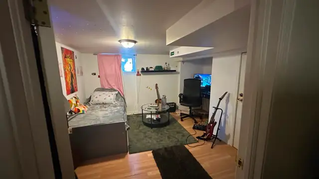 Looking for a student roommate $800/m in Room Rentals & Roommates in Ottawa - Image 9