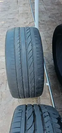 275 40 20 and 315 35 20 tires