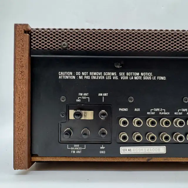 Technics SA-505 Vintage Stereo Receiver AM/FM Wood Case Japan in Stereo Systems & Home Theatre in City of Toronto - Image 9