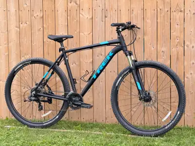 Like new Trek Marlin 5 XXL, View more