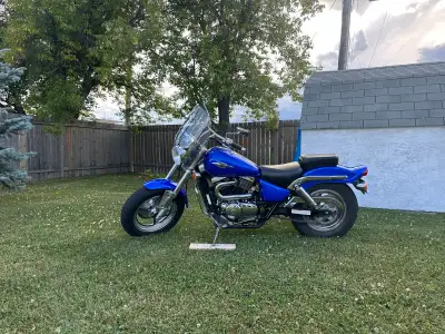 2004 Suzuki Marauder 800 10,078km 5 speed Located in Mayerthorpe $3000 OBO