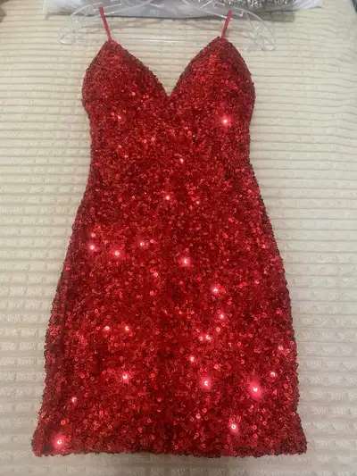 Women dress (size xs)used only one time like new , View more