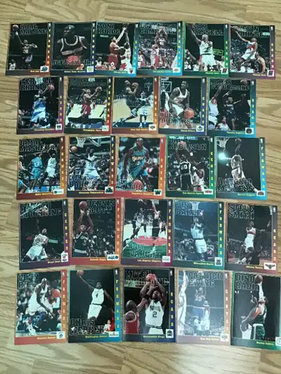 Lot 6 - 26 Cartes Postales NBA Basketball des joueurs les plus populaires de la ligue grandeur de ce...