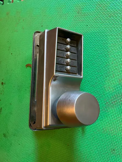 $50 for an expensive good condition commercial combination lock. Mechanical operation, no batteries...