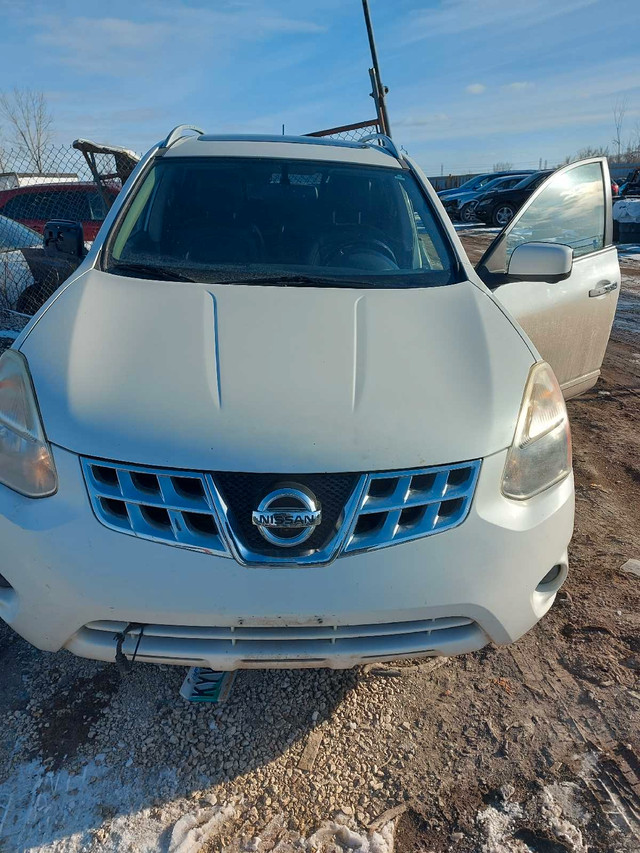 2013 Nissan Rogue Parts out  in Auto Body Parts in Winnipeg
