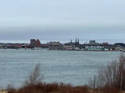 2 Bedroom, 2 bath, fully furnished, new apartment on the waterfront in Stratford. Available for 5 mo...
