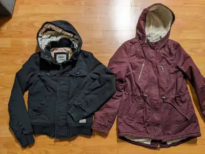 2x Womens Jackets Black TNA (Aritzia) Quilted Bomber Jacket with Removable Hood, Maverick Brushed Ca...