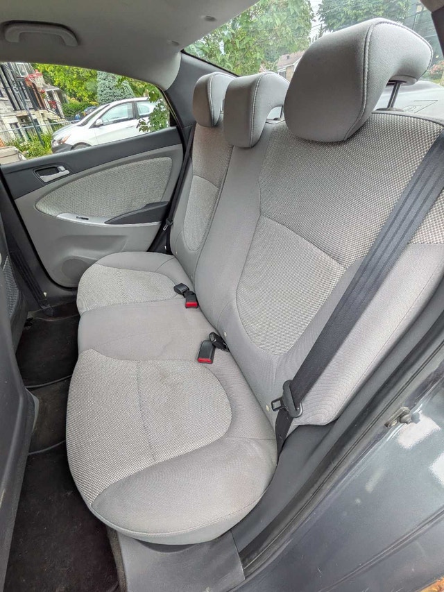 Hyundai Accent GL — photo 5