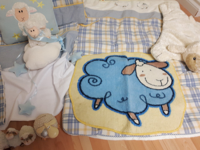 Sheep theme Baby Crib Bedding Set & many access. (See all pics) in Cribs in Gatineau - Image 4