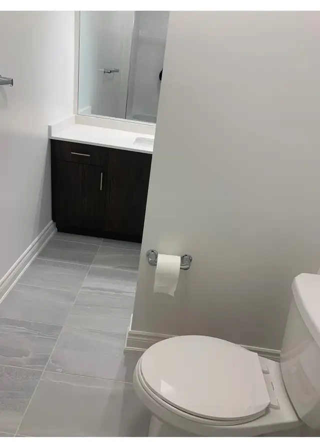 Room for Rent in Brampton - 675