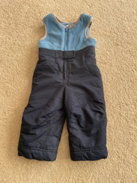 12 months snow pants w/rubber anti-slip calves 