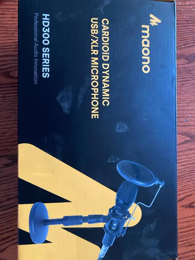 New Dynamic USB/XLR Microphone HD 300 series in Pro Audio & Recording Equipment in Cambridge - Image 2