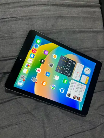 Apple iPad 6th Generation 128G iOS 17, View more