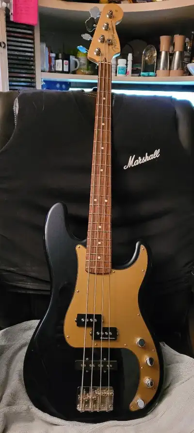 Fender Precision Bass, View more