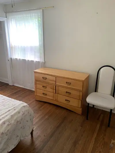 Available Immediately – Furnished All-Inclusive Room for Rent Clean and furnished room available imm...
